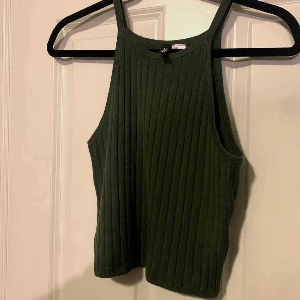 5 for $25 sale!! Divided by H & M crop top